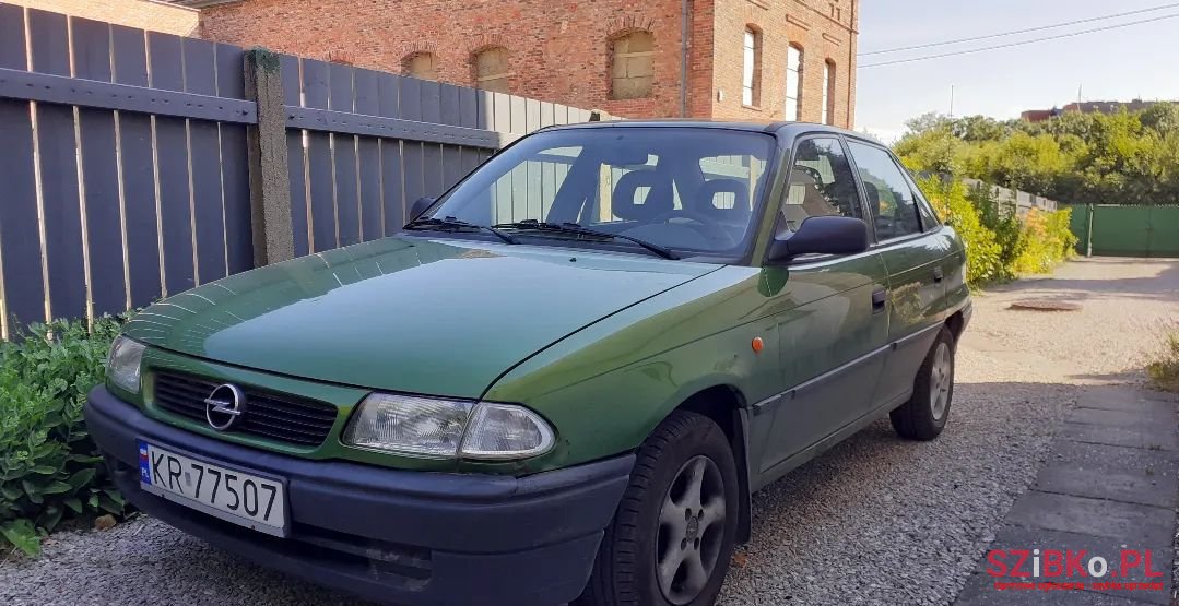 2001' Opel Astra photo #1