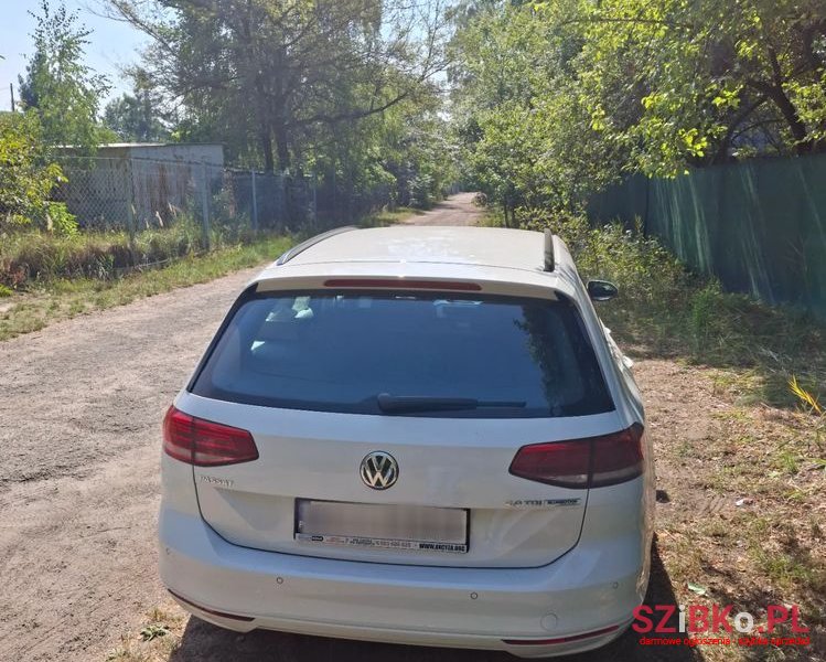 2017' Volkswagen Passat Comfortline photo #4