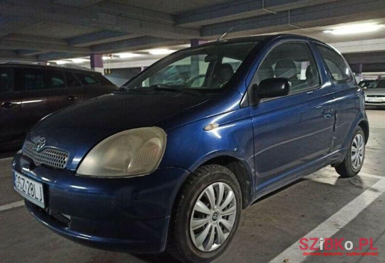 2001' Toyota Yaris photo #1