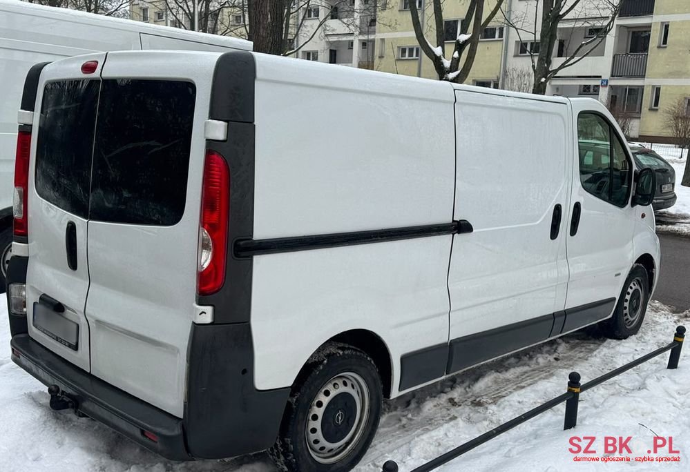 2007' Opel Vivaro L1H1 2.7T photo #4