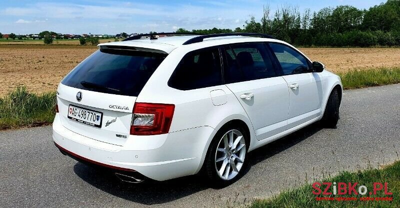 2013' Skoda Octavia photo #4