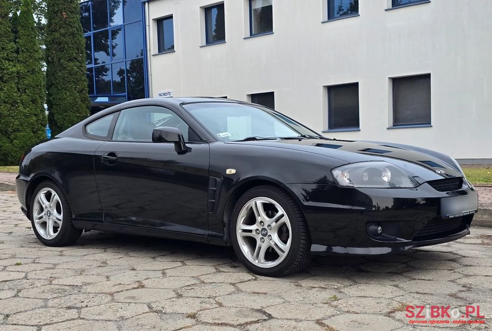 2005' Hyundai Coupe 2.0 Middle photo #2