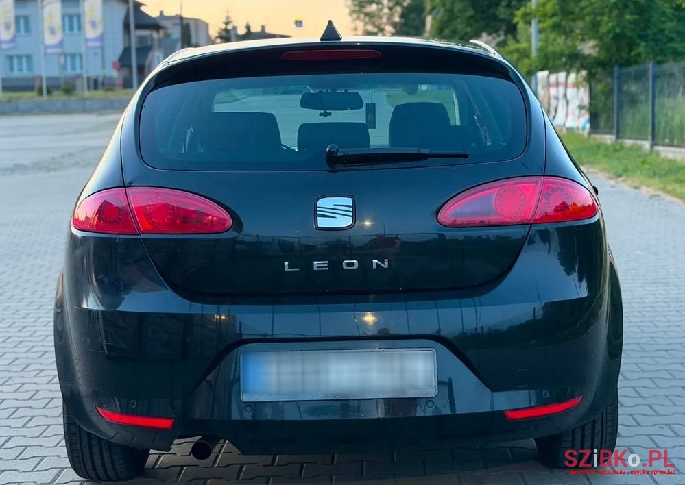 2006' SEAT Leon photo #6