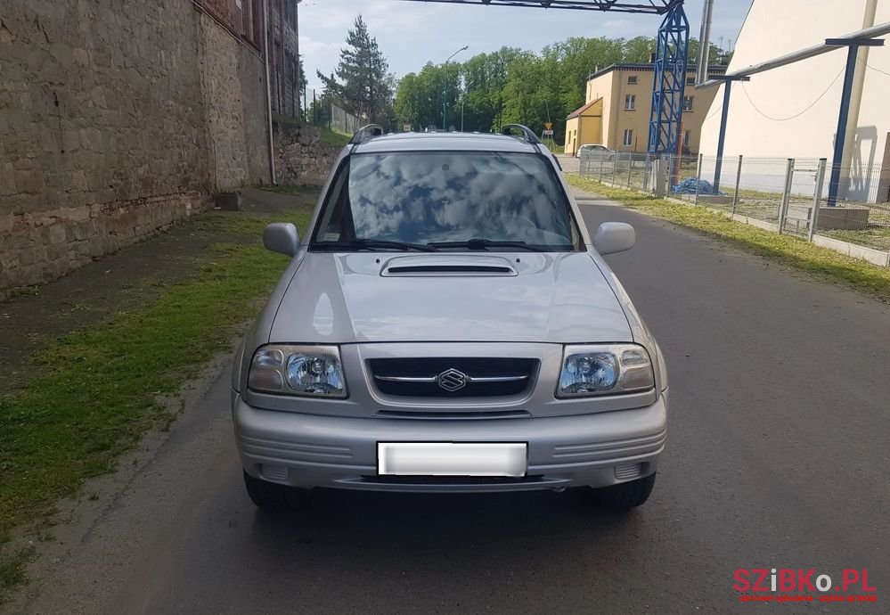 1999' Suzuki Grand Vitara 2.0 Td photo #2