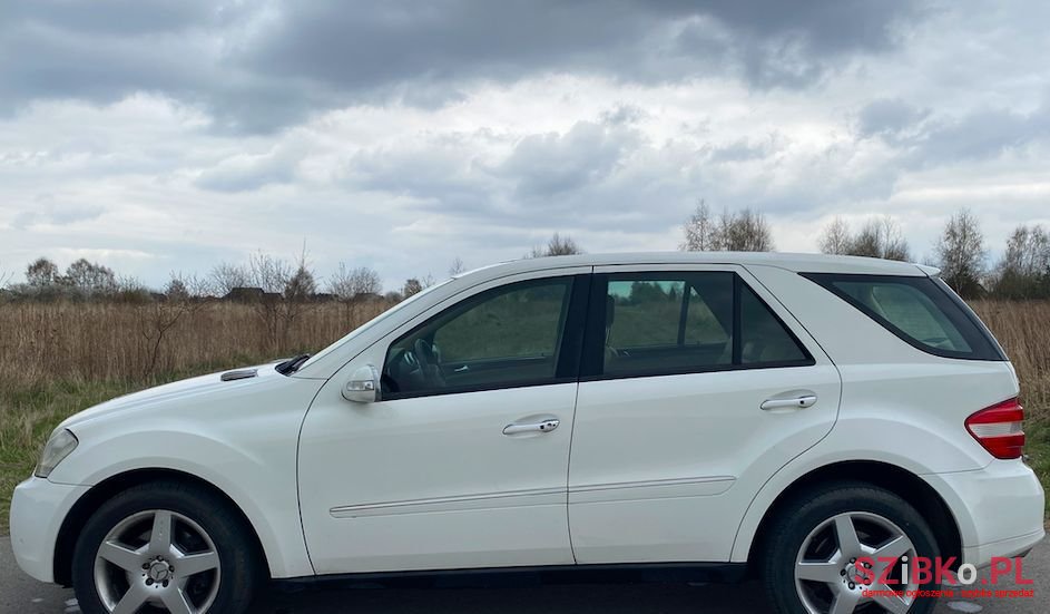 2005' Mercedes-Benz Ml photo #6