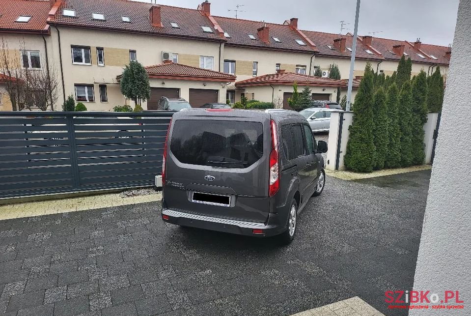 2015' Ford Tourneo Connect photo #5