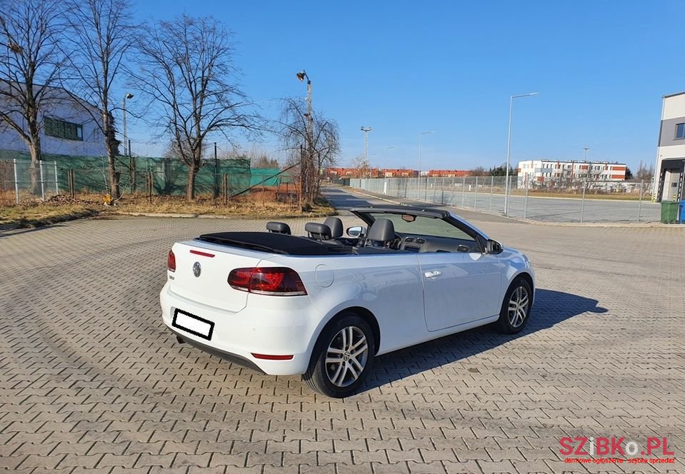 2012' Volkswagen Golf photo #3