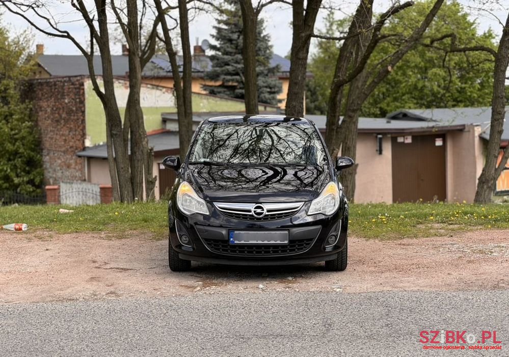 2011' Opel Corsa 1.2 16V Enjoy photo #1