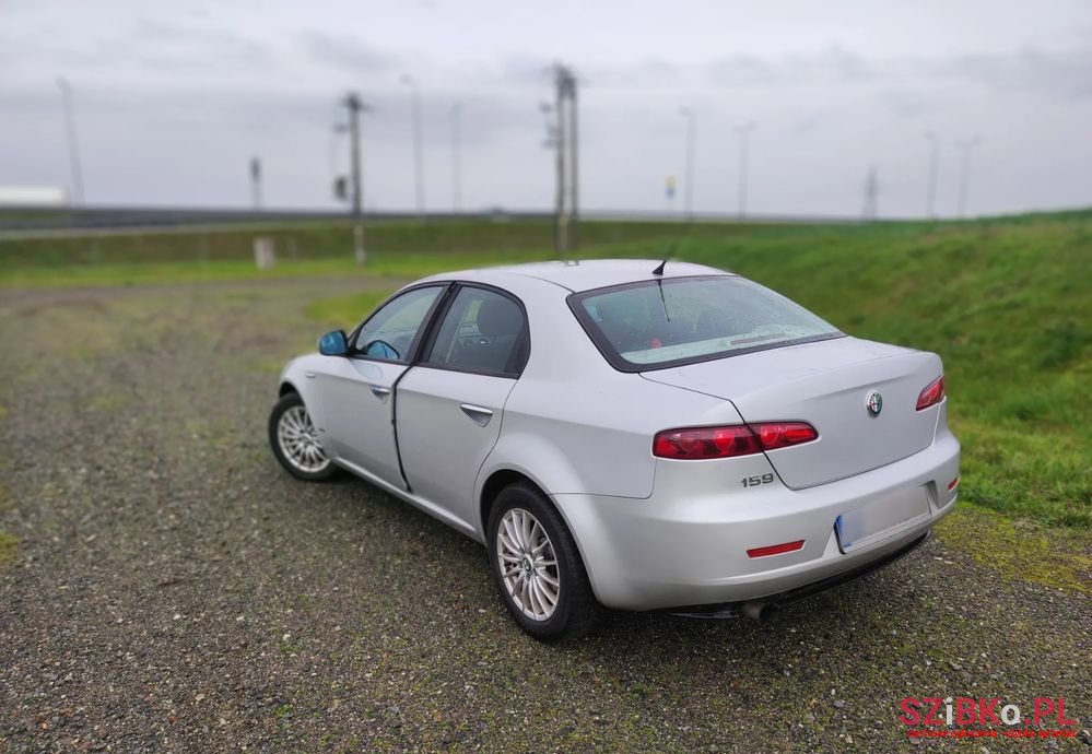 2005' Alfa Romeo 159 1.9Jts Impression photo #3