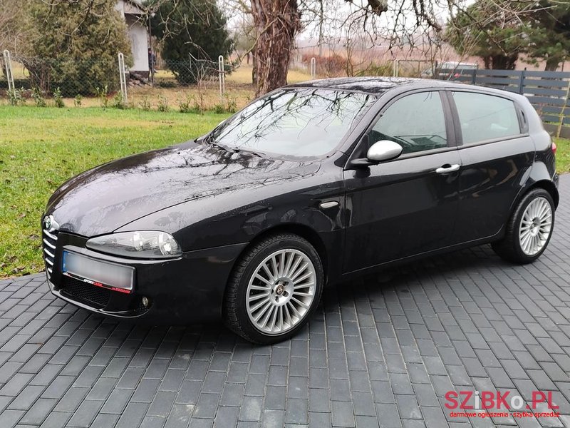 2007' Alfa Romeo 147 photo #1