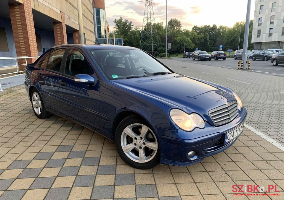 2006' Mercedes-Benz Klasa C photo #1