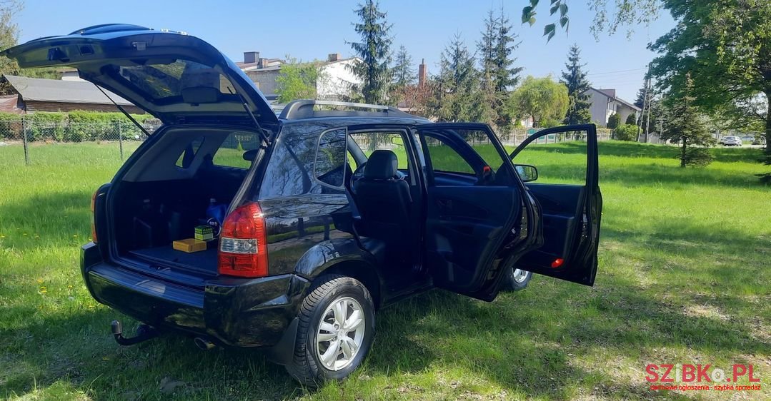 2009' Hyundai Tucson photo #6