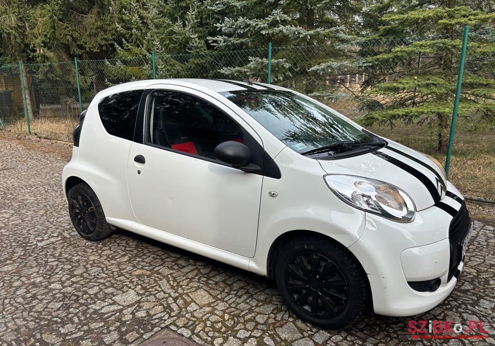 2010' Citroen C1 1.0 Cooltech photo #1