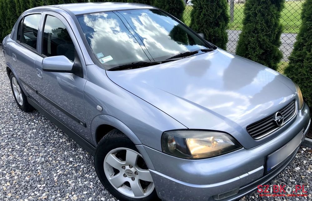 2003' Opel Astra photo #1