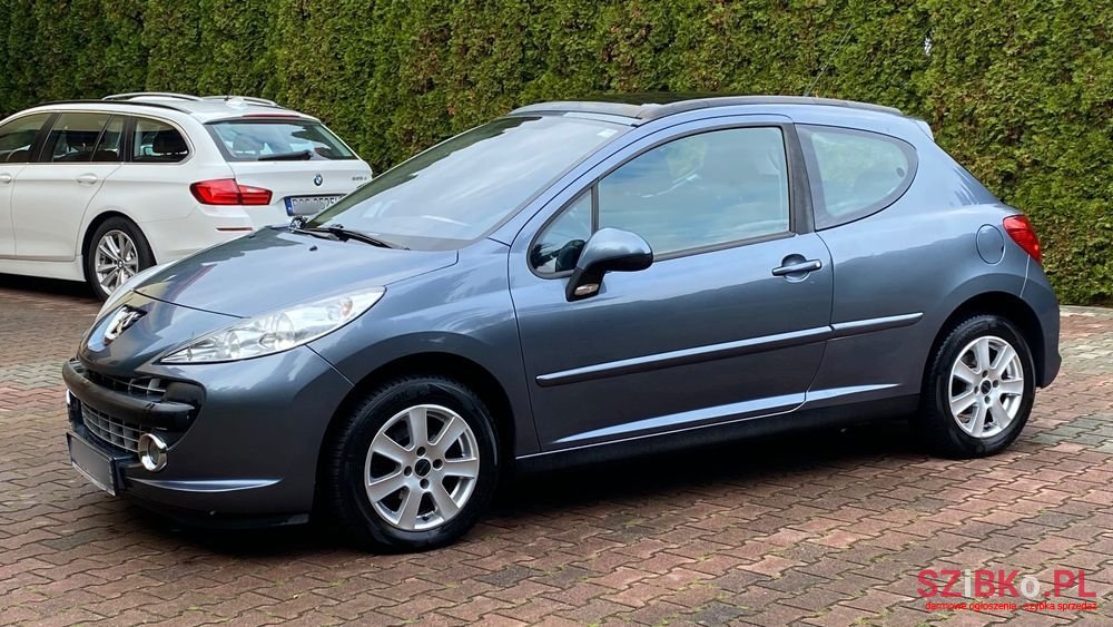 2006' Peugeot 207 1.6 16V Sporty photo #3