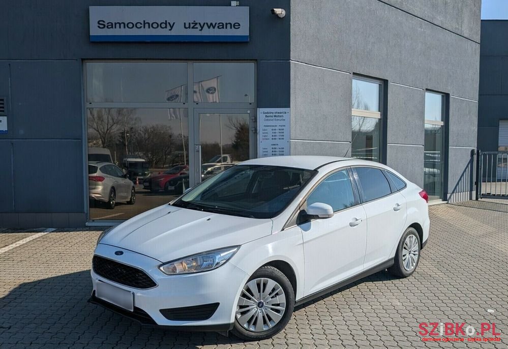 2016' Ford Focus 1.6 Trend photo #1