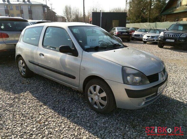 2004' Renault Clio photo #3