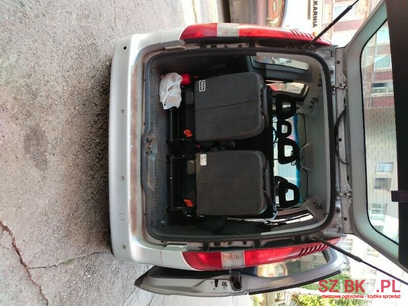 2005' Mercedes-Benz Vaneo photo #4