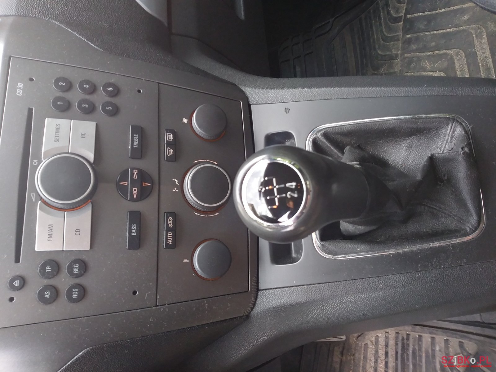 2005' Opel Zafira photo #4