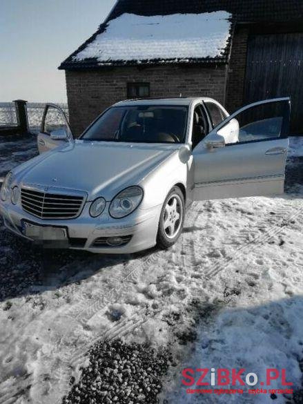 2007' Mercedes-Benz Klasa E photo #1