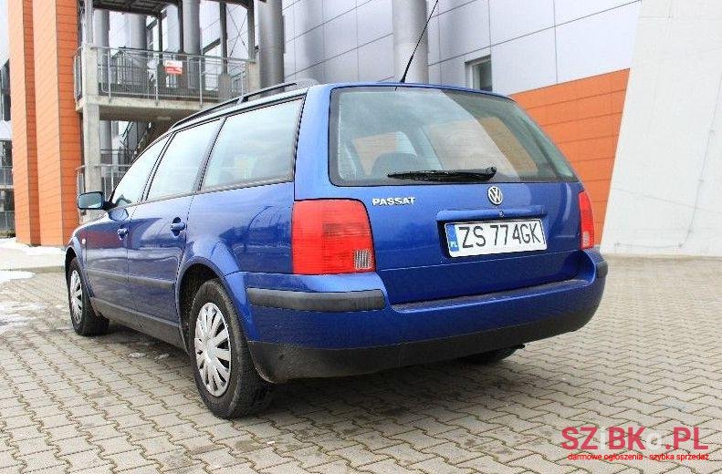 1997' Volkswagen Passat photo #1