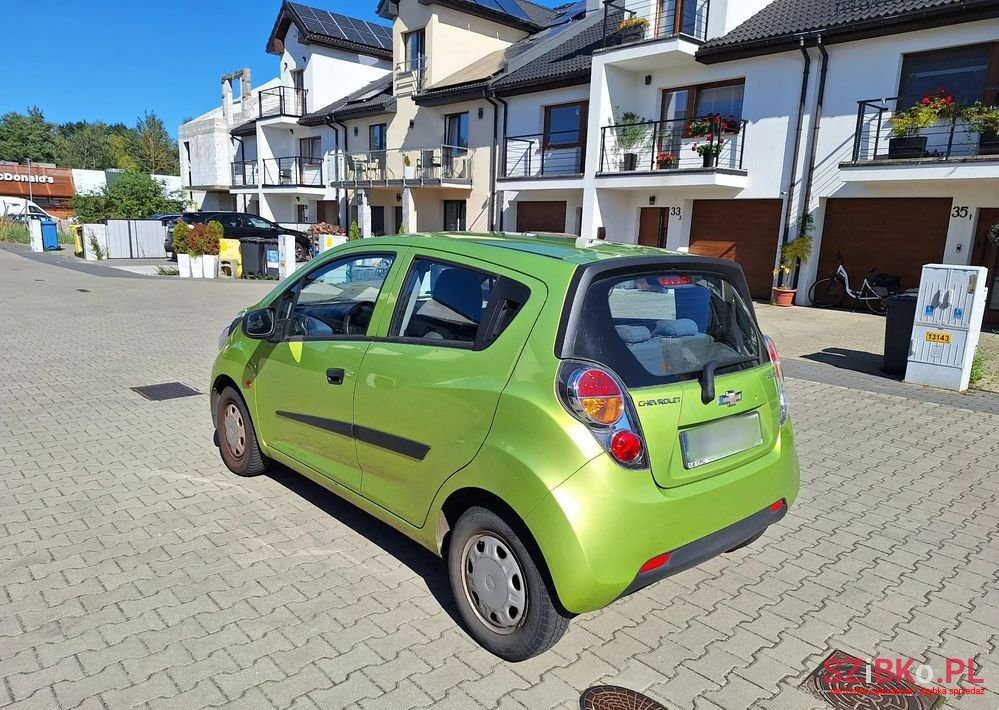 2010' Chevrolet Spark 1.0 Base photo #3
