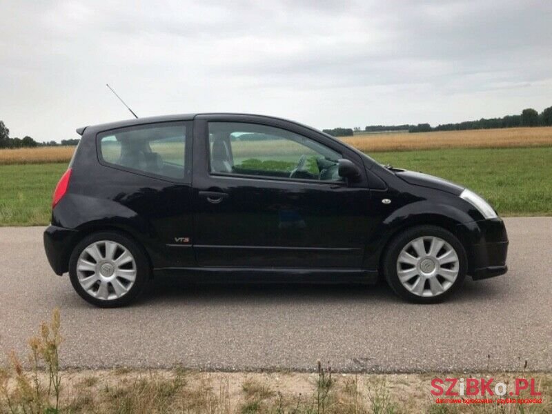 2006' Citroen C2 photo #1