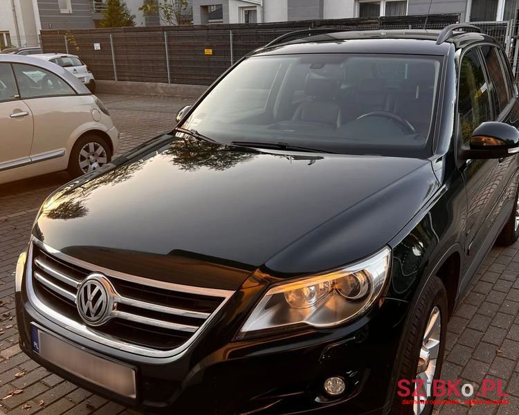 2009' Volkswagen Tiguan photo #3