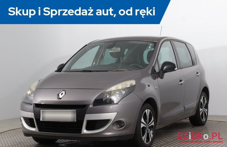 2011' Renault Scenic photo #2