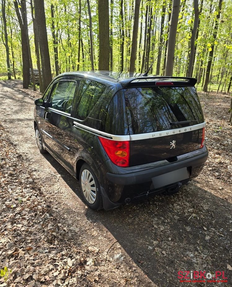 2005' Peugeot 1007 photo #3