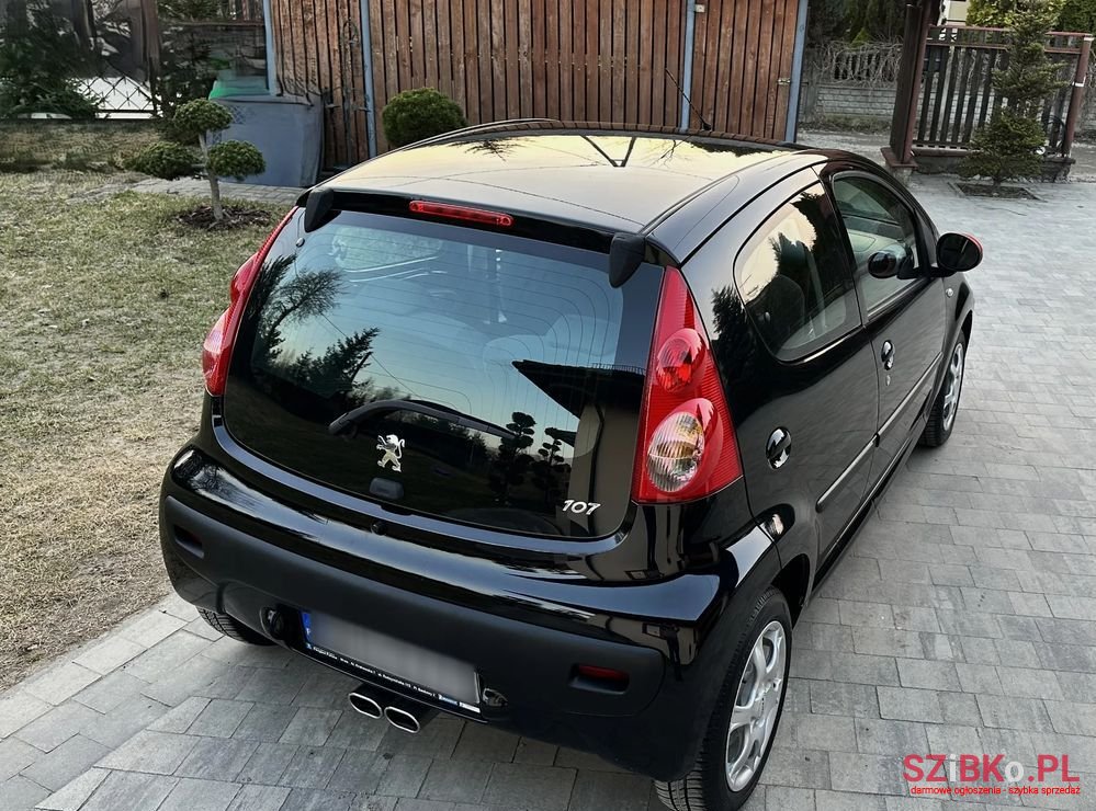 2008' Peugeot 107 photo #6