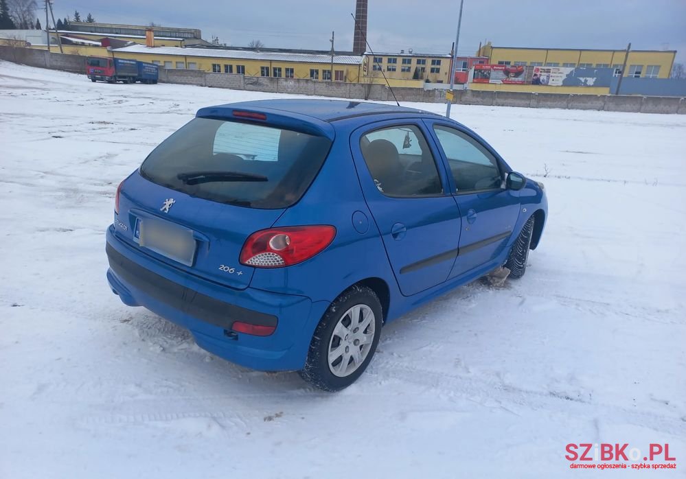 2011' Peugeot 206 Plus photo #4