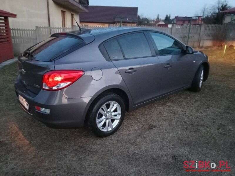 2012' Chevrolet Cruze photo #4
