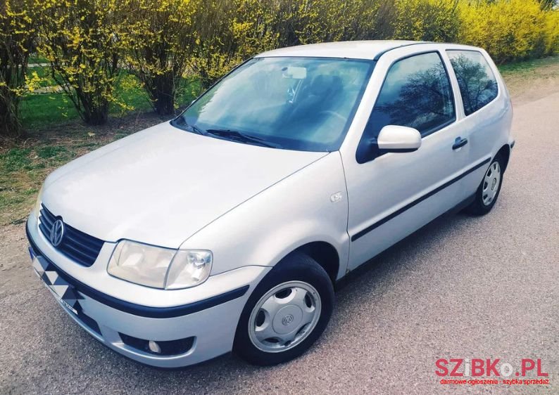 2000' Volkswagen Polo photo #1