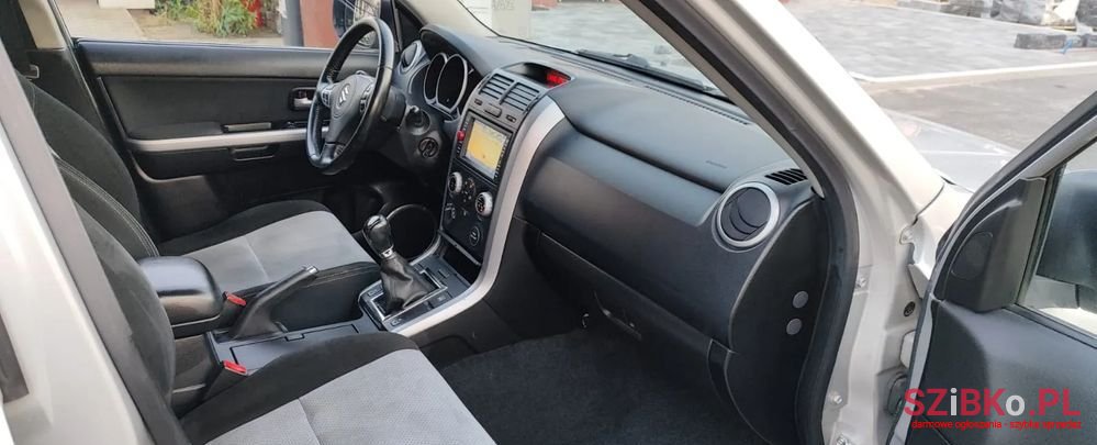 2008' Suzuki Grand Vitara photo #5