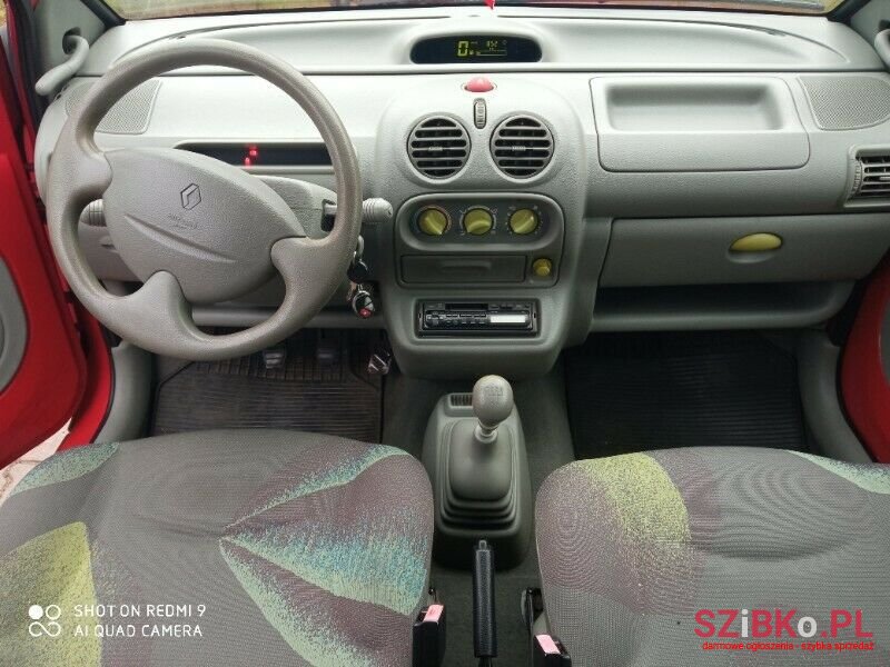 2000' Renault Twingo photo #2