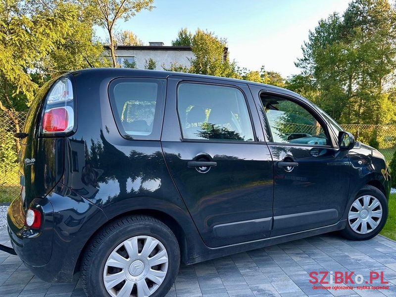 2009' Citroen C3 Picasso 1.4I Attraction photo #3