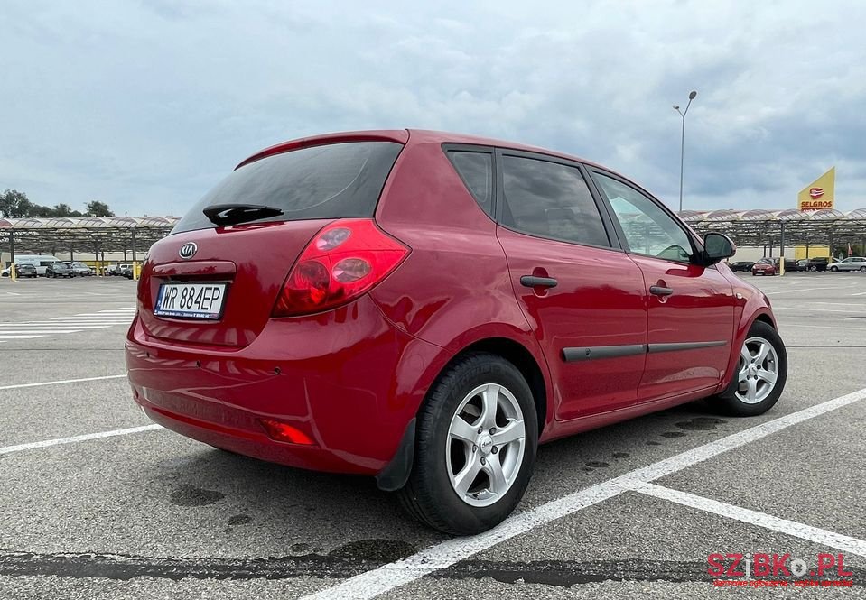 2008' Kia Ceed photo #4