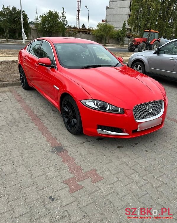 2011' Jaguar XF 2.2 D Luxury photo #1
