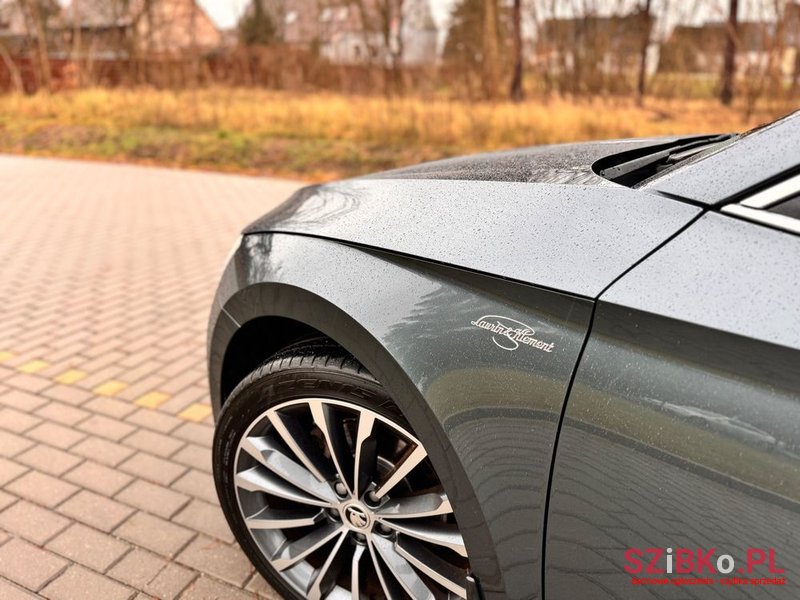 2020' Skoda Superb photo #5