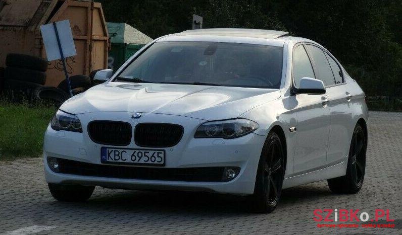 2011' BMW Seria 5 photo #4