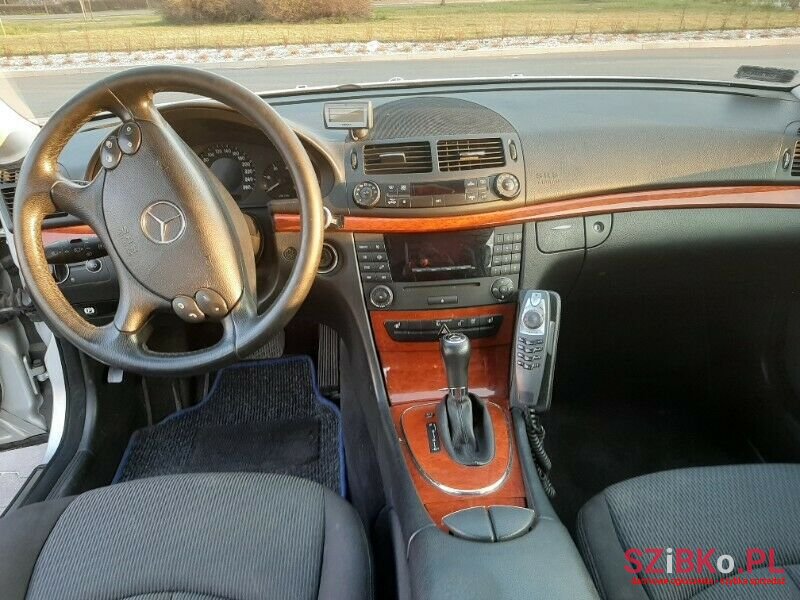 2007' Mercedes-Benz Klasa E photo #6