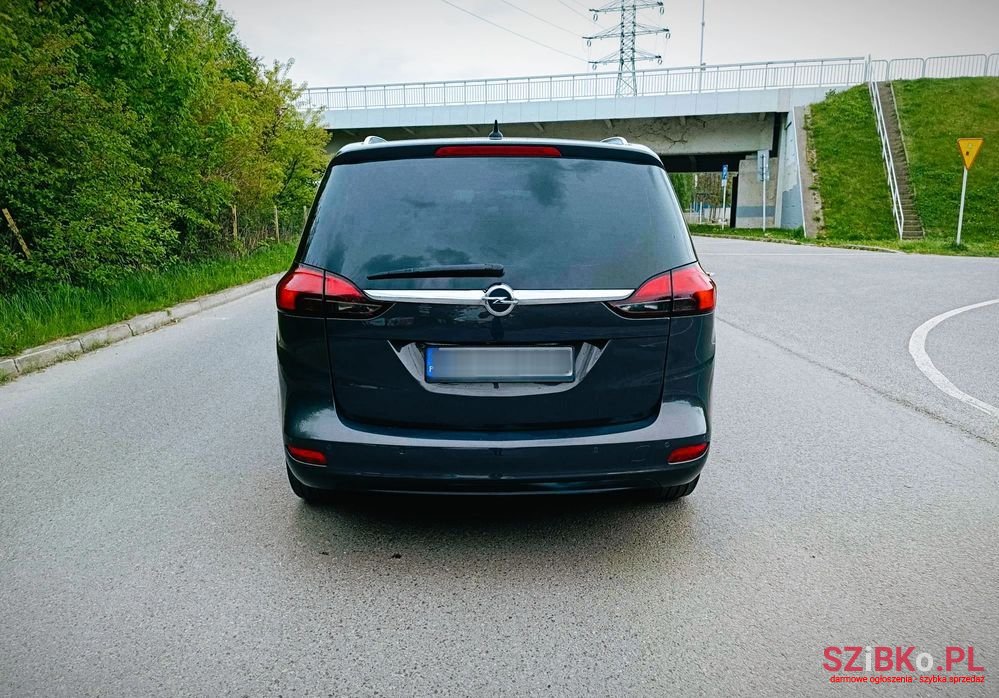 2013' Opel Zafira 1.4 T Cosmo photo #2