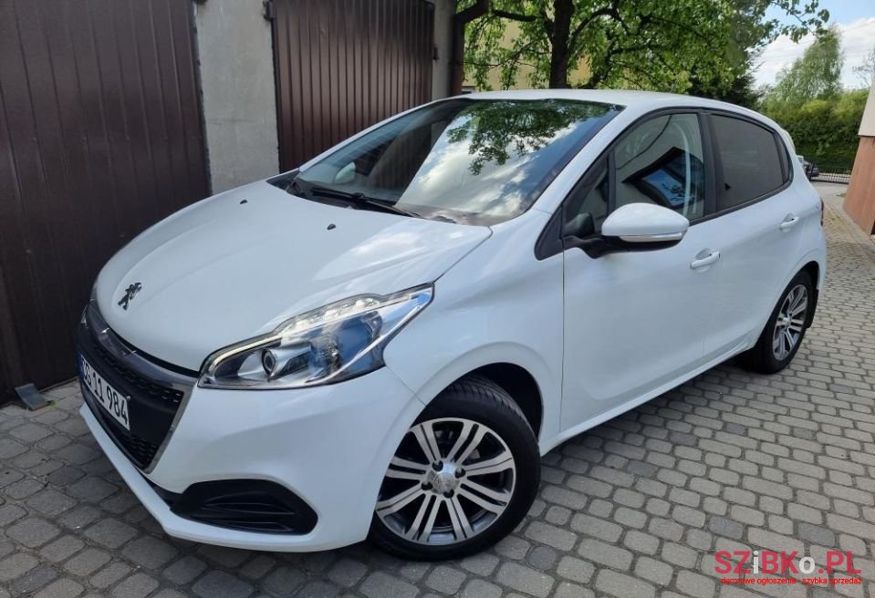 2019' Peugeot 208 photo #6