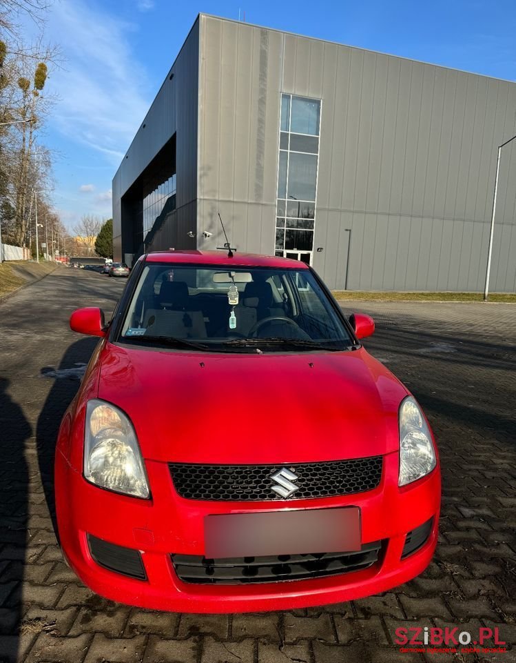 2009' Suzuki Swift photo #2