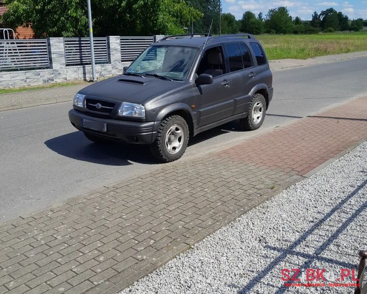 1999' Suzuki Grand Vitara 2.0 Td photo #3