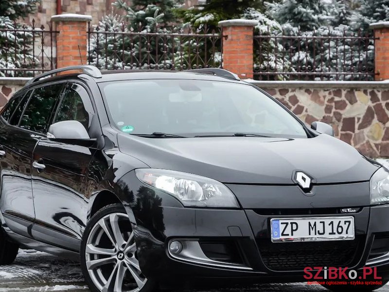 2011' Renault Megane photo #4