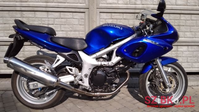 2001' Suzuki SV650S photo #1