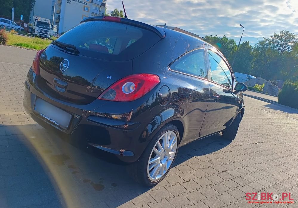 2008' Opel Corsa 1.4 16V Color Edition photo #6