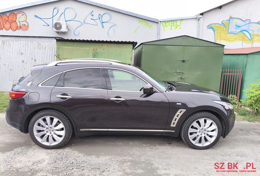 2010' Infiniti FX Fx30D S Premium photo #6